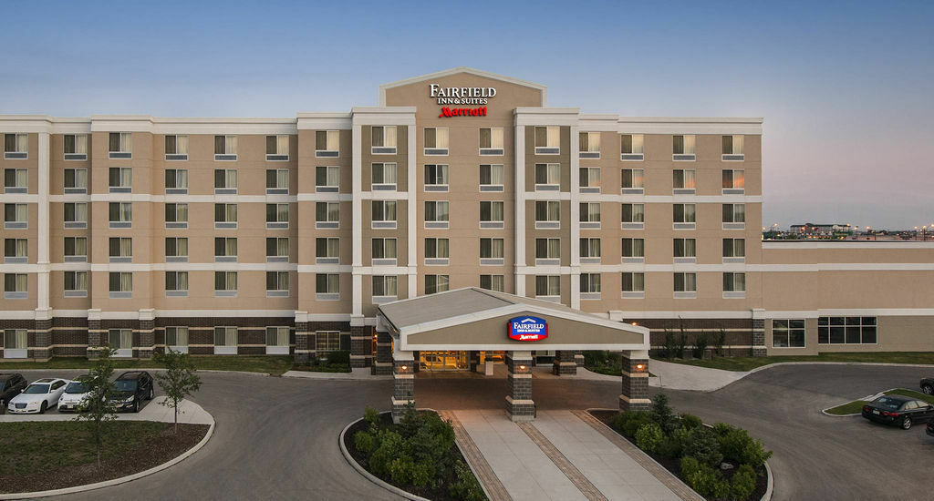 Fairfield Inn & Suites By Marriott Winnipeg Exterior photo